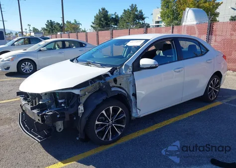 2018 Toyota Corolla Se из США, поврежденный, VIN 5YFBURHE9JP842554